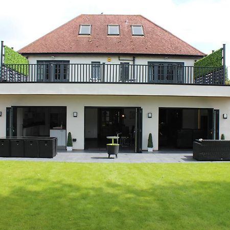Modern Spacious House - Sleeps 16, Free Parking, Sun Terrace Нанітон Екстер'єр фото
