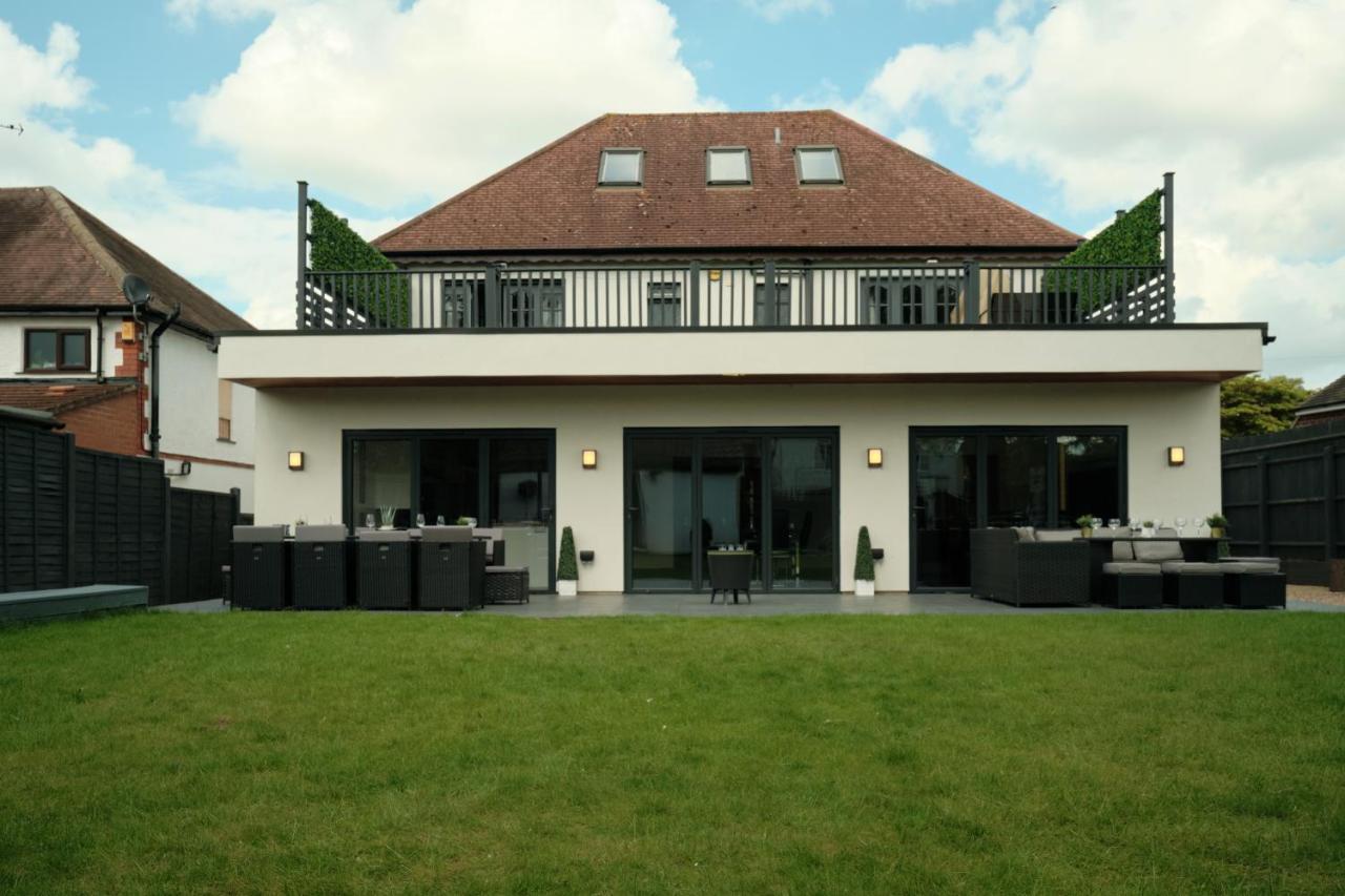 Modern Spacious House - Sleeps 16, Free Parking, Sun Terrace Нанітон Екстер'єр фото